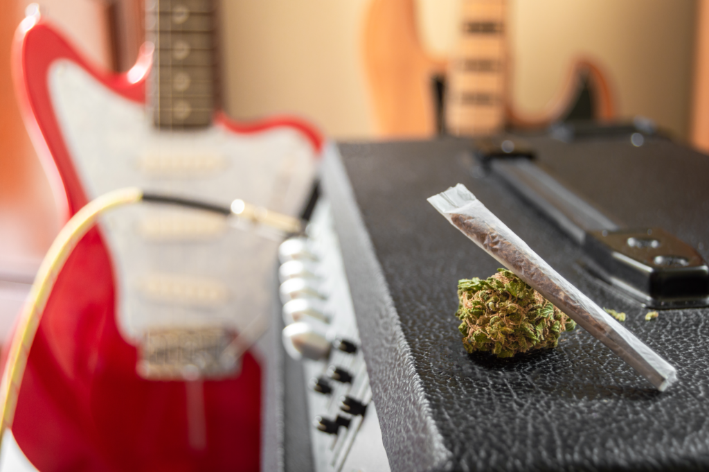 10 Pros and Cons of Smoking Weed