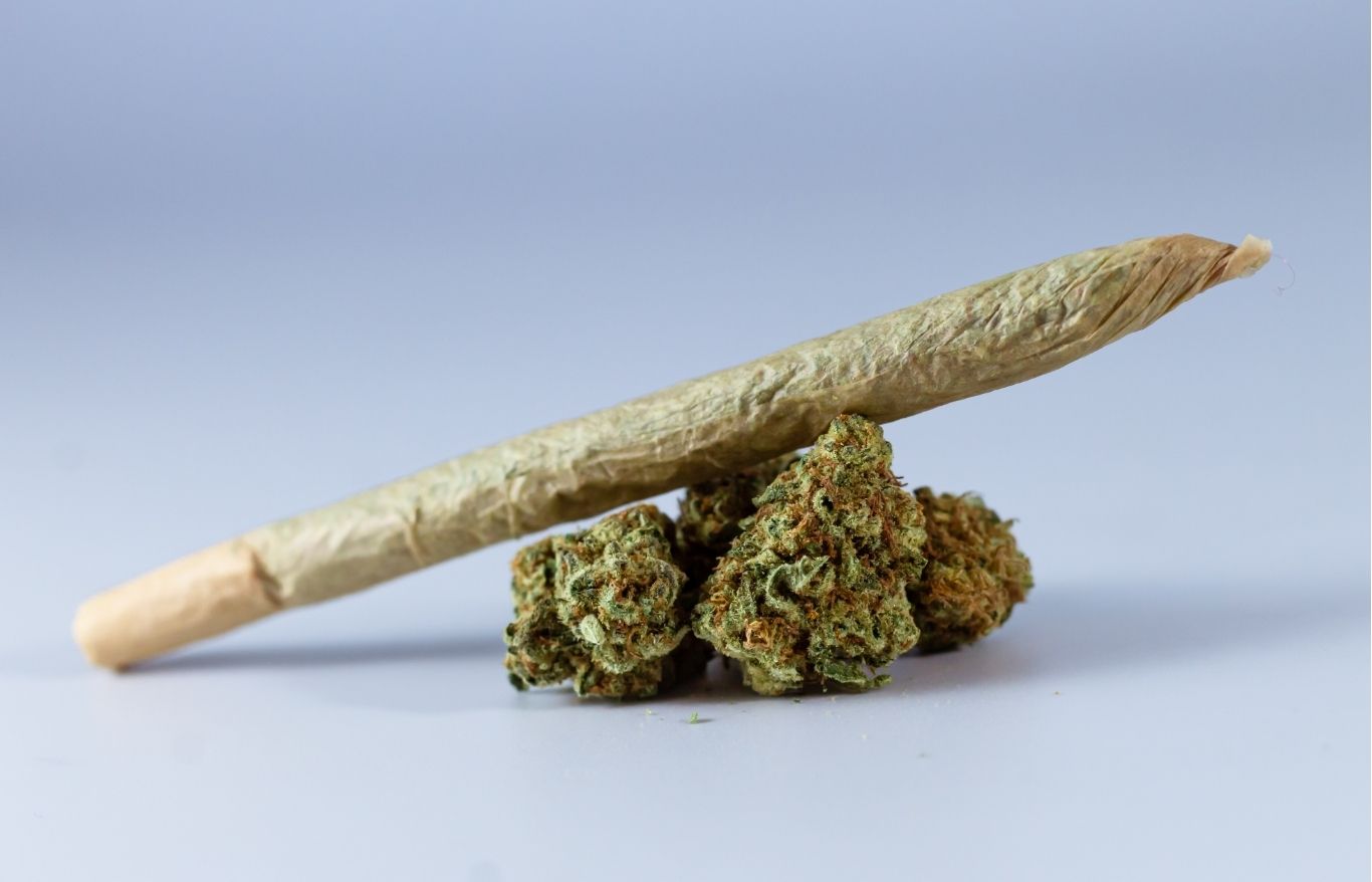 Why Choose An Online Dispensary in Toronto